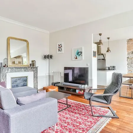 Spacious For 4 People *nantes* Apartamento Nantes