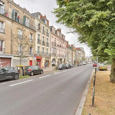 Spacious For 4 People *nantes* *