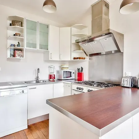 דירה Spacious For 4 People *nantes* נאנט