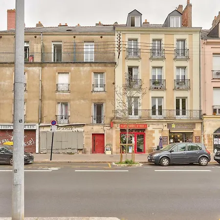 Spacious For 4 People *nantes* Apartamento Nantes